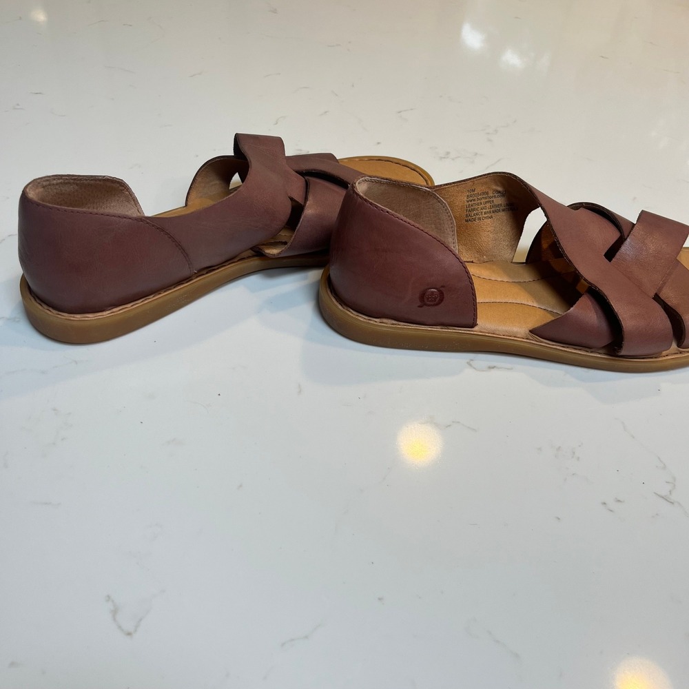 NWOB Born Brown Leather Crisscross Ithaca Flat Sandals Womens 10M BR0054906 - Picture 9 of 10